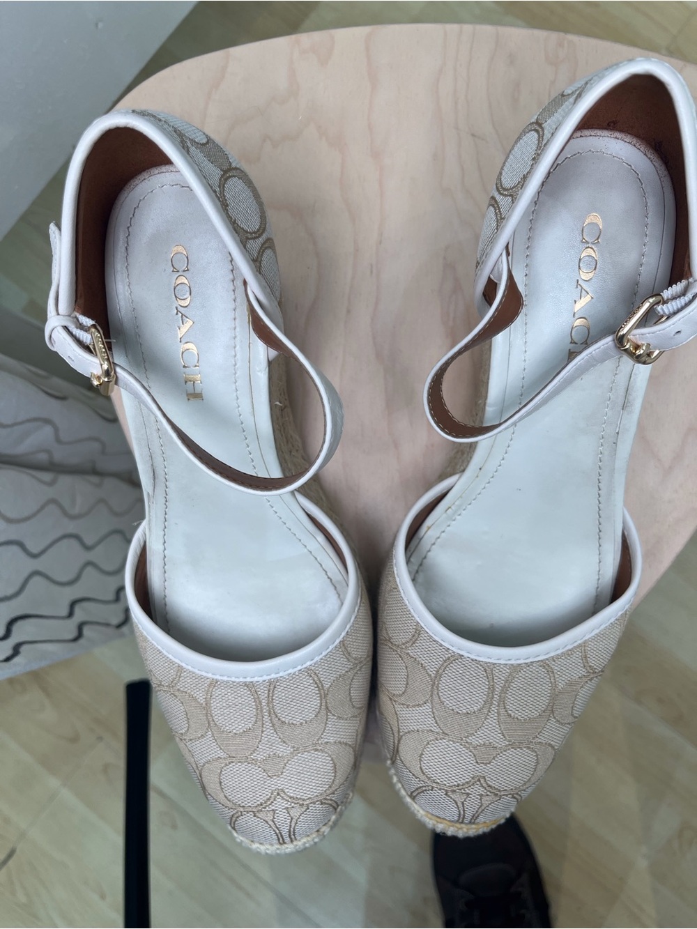 Coach cream wedges - Picture 6 of 9